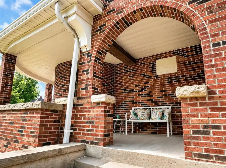210 W Spruce Street, Shelbina, MO 63468 - #2