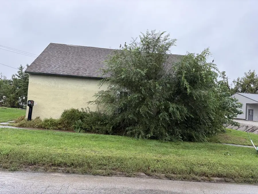 2102 Main Street, Unionville, MO 63565 - #3