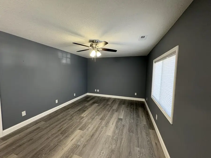 513 W Elizabeth Street, Kirksville, MO 63501 - #2