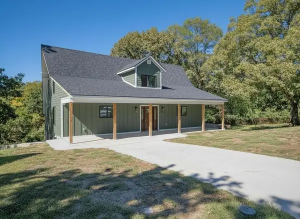 1219 Ridgemont Court, Moberly, MO 65270