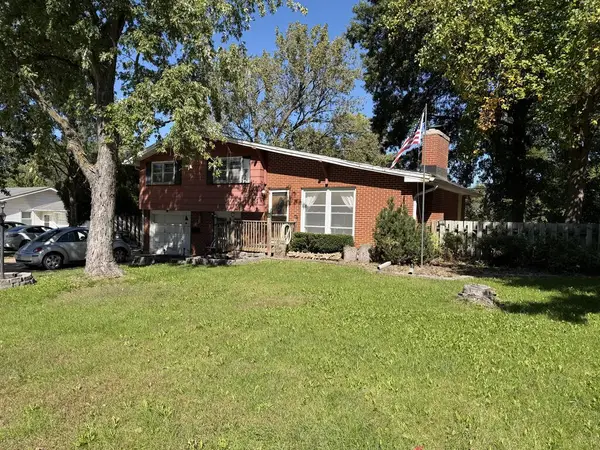 12 Leisure Drive, Kirksville, MO 63501