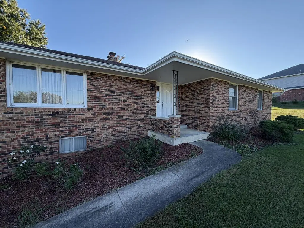810 E Mill Street, Kirksville, MO 63501 - #1