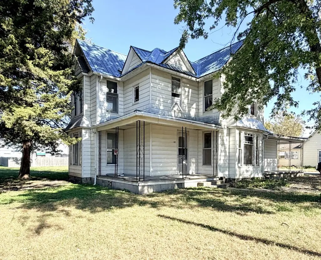 809 Vernon Street, Laclede, MO 64651 - #1