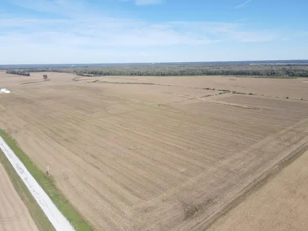 30510 State Highway P, Canton, MO 63435