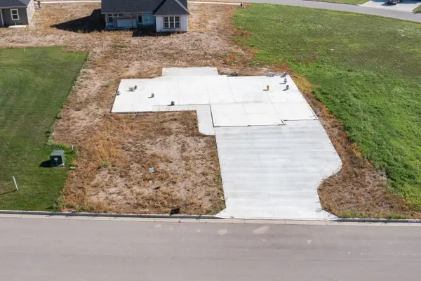 911 Destinee Dr., Moberly, MO 65270