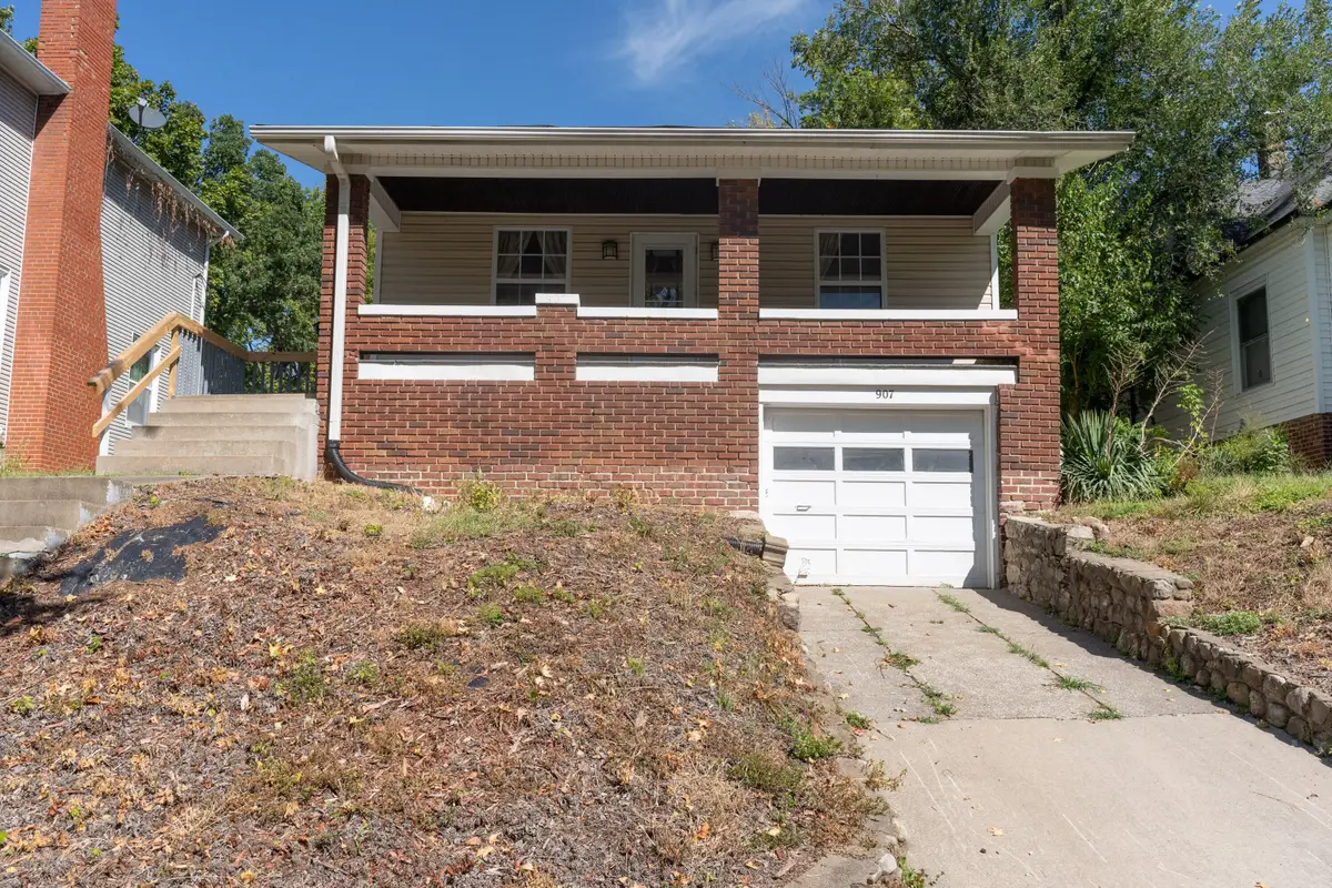 907 W Reed St., Moberly, MO 65270 - Image #1