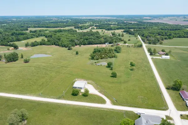 29132 Walton Ave., Salisbury, MO 65281