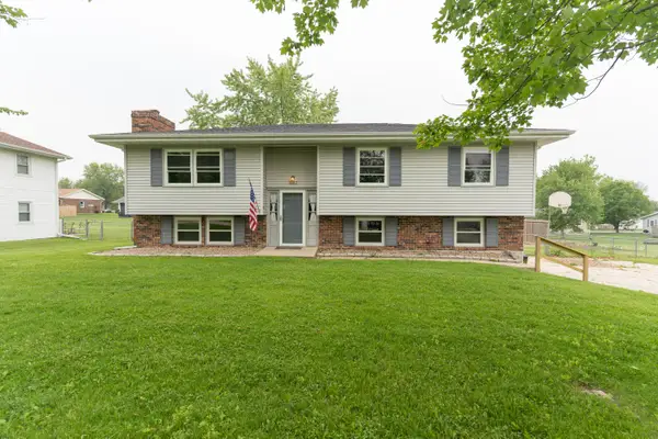 1102 Crestview, Macon, MO 63552