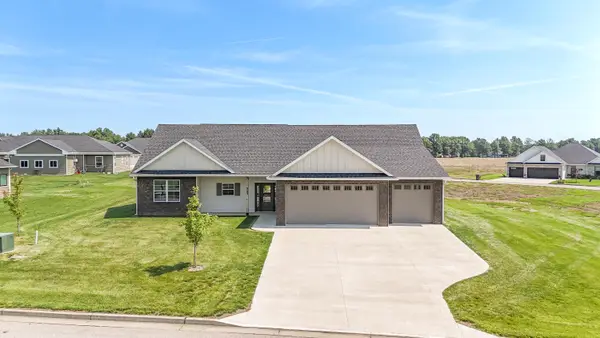 911 Destinee Dr., Moberly, MO 65270