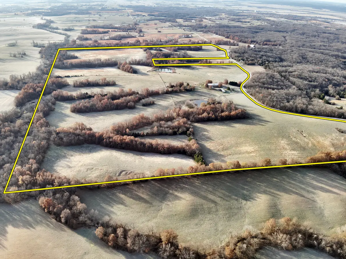 27012 Foghorn Ave., Callao, MO 63534 - Image #1