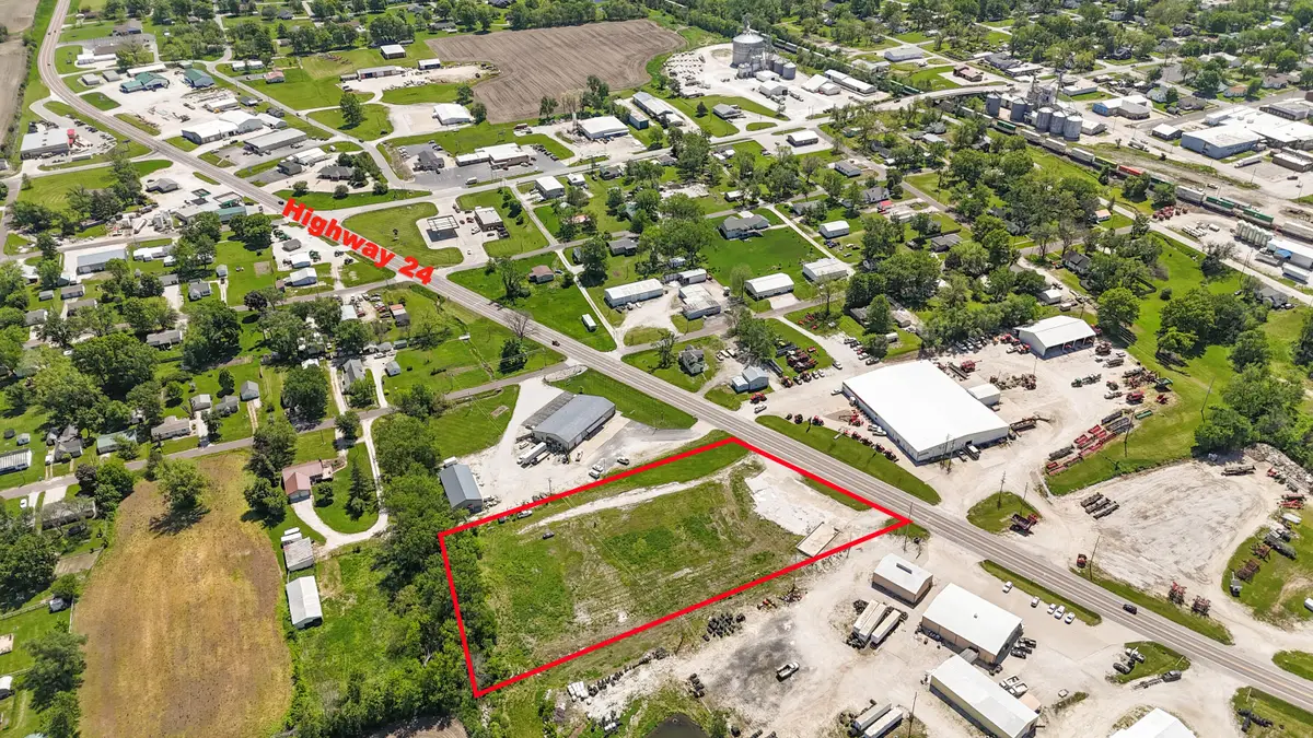 116 Highway 24, Salisbury, MO 65281 - Image #1