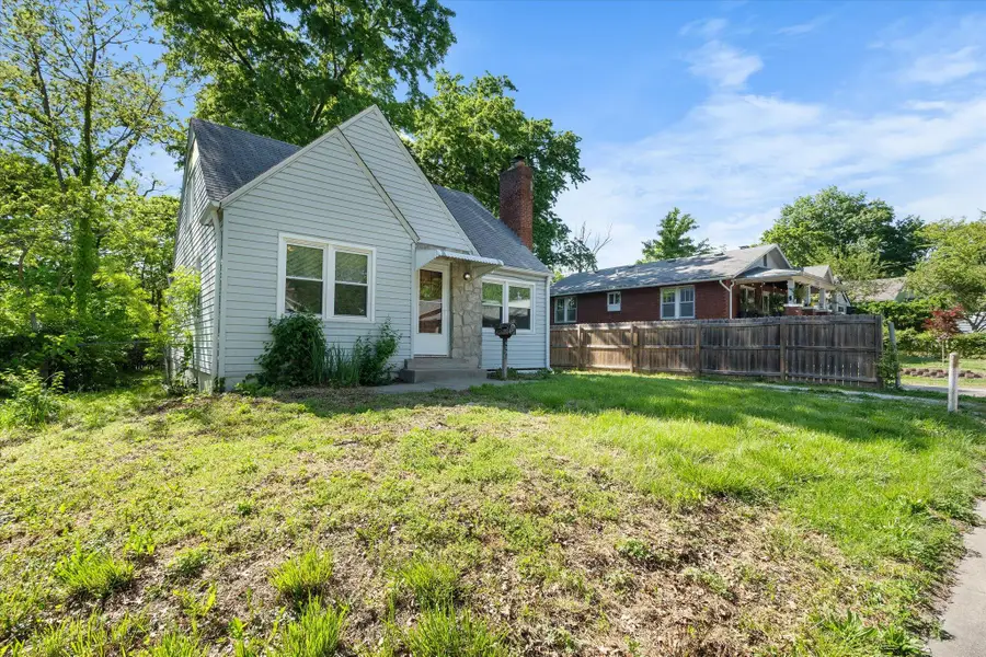 609 Paris Ct, Columbia, MO 65201 - #2