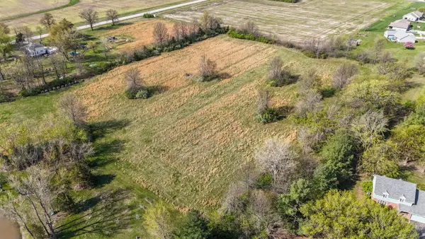 Easement Urbandale, Moberly, MO 65270