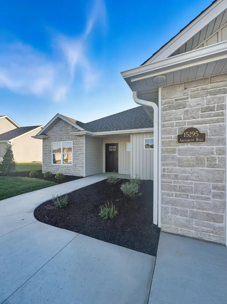 15295 Amendment Rd, Ashland, MO 65010 - Image #2