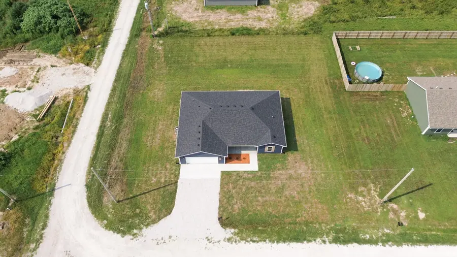 31 Andy Ct, Clark, MO 65243 - Image #3