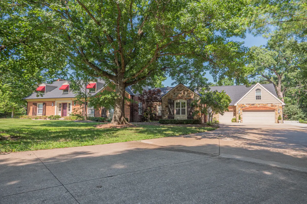 4 Fair Oaks, Moberly, MO 65270 - #1