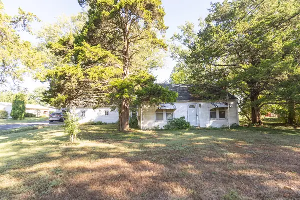 315 W Urbandale Dr., Moberly, MO 65270