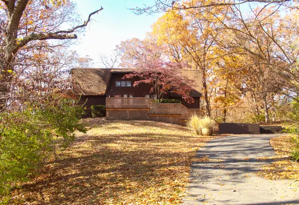 515 Greenbrier Road, Moberly, MO 65270