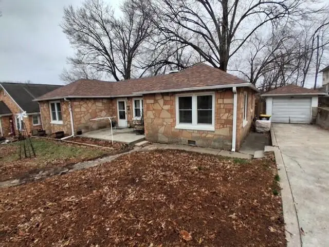 907 Shamrock Terrace, Boonville, MO 65233 - #1