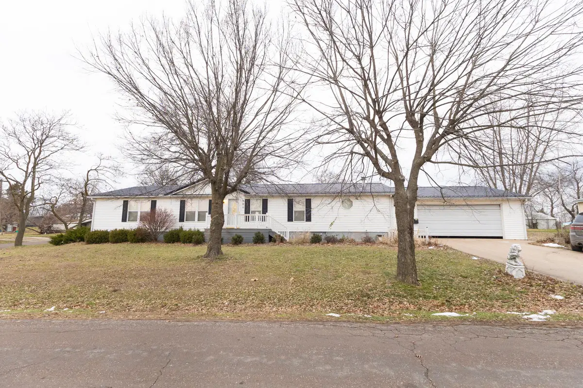 501 E Walker St., Marceline, MO 64658 - #1