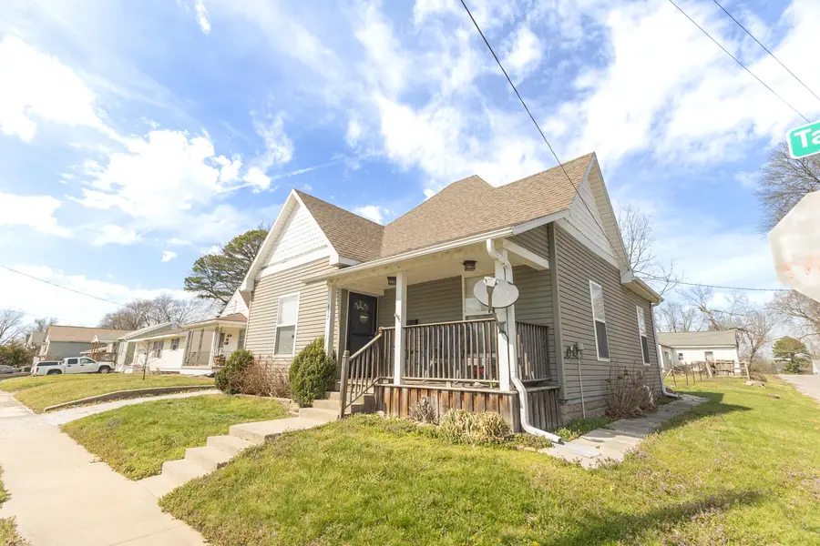 637 Taylor St., Moberly, MO 65270 - #3