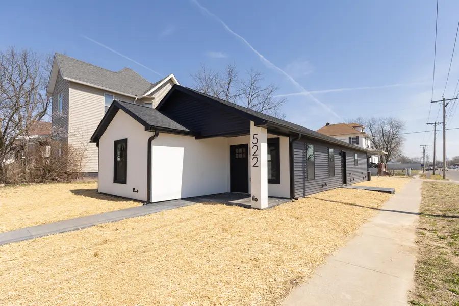 522 S Williams St., Moberly, MO 65270 - #2