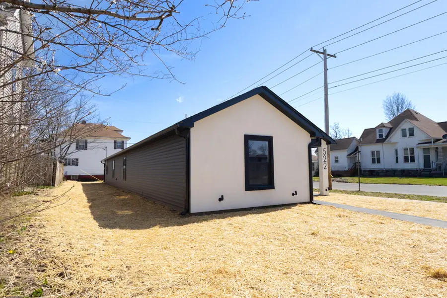 522 S Williams St., Moberly, MO 65270 - #3