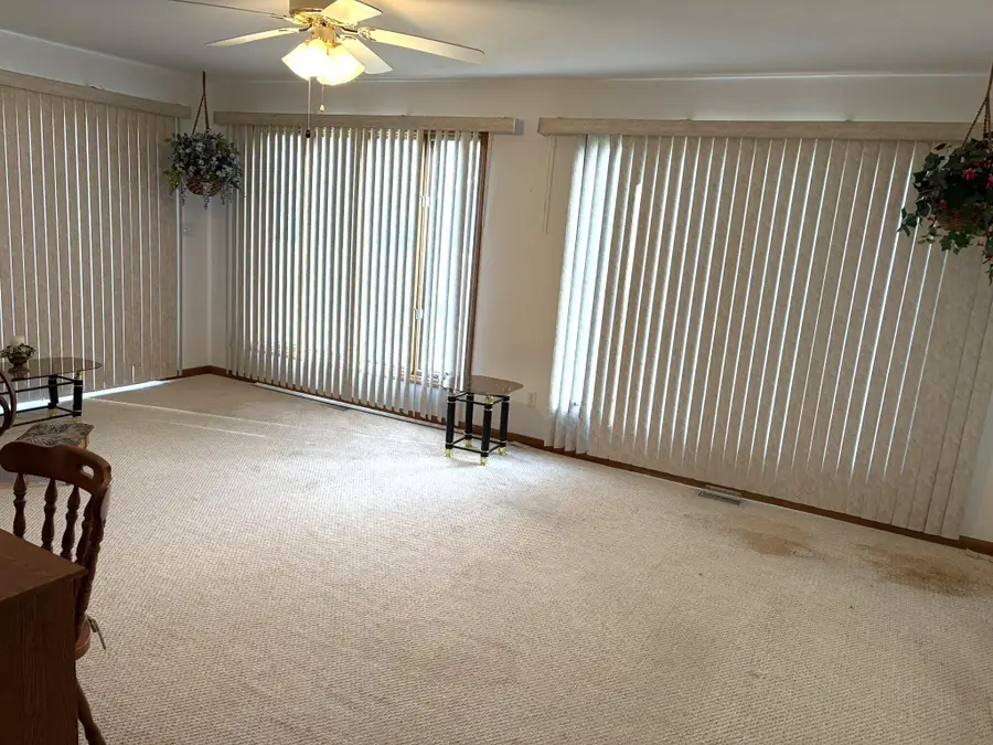 1004 Meadow, Macon, MO 63552 - #3