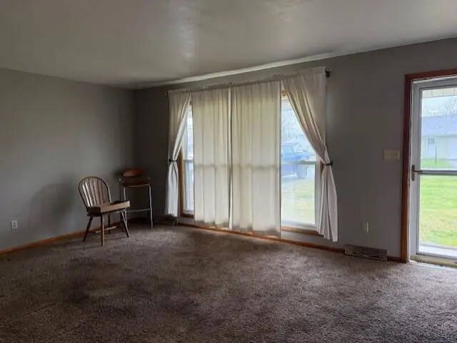 203 E Proctor St., Sturgeon, MO 65284 - #2