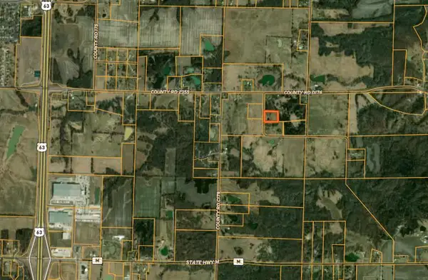 1117 County Road 2362, Moberly, MO 65270