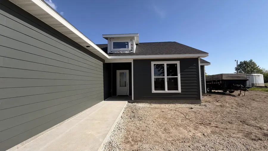 305 Terrill, Moberly, MO 65270 - #3