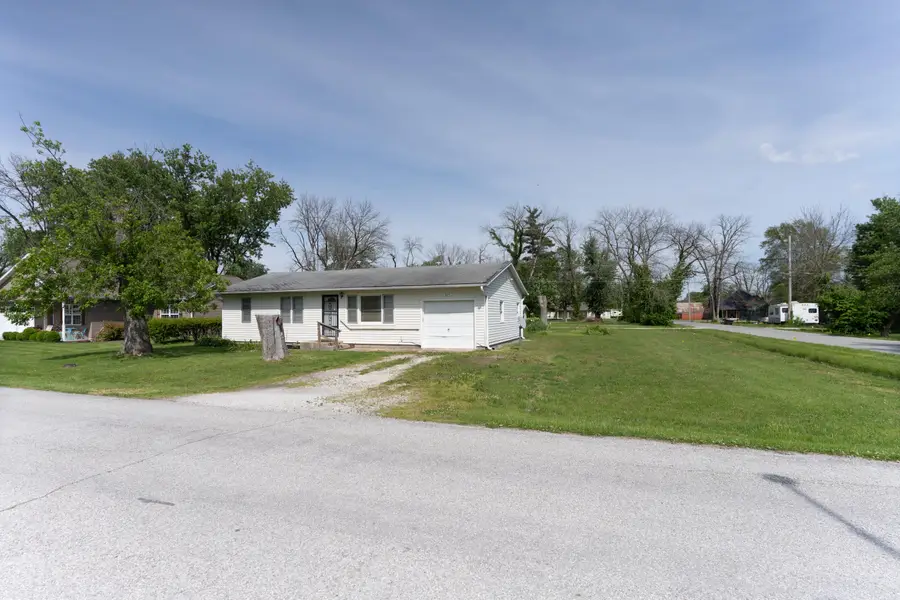 624 Green St., Centralia, MO 65240 - #2