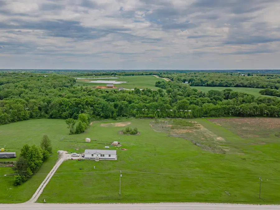 1138 County Road 1115, Huntsville, MO 65259 - #2