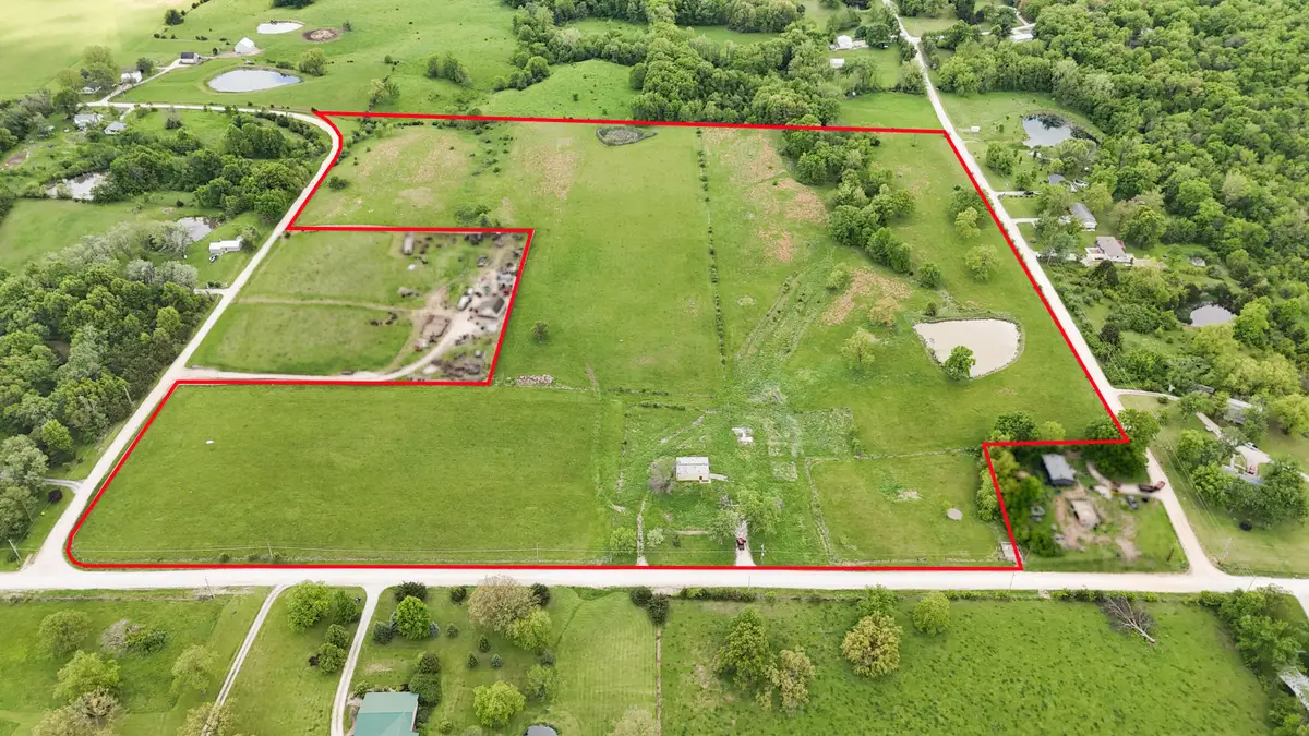 2862 County Road 2355, Moberly, MO 65270 - #1