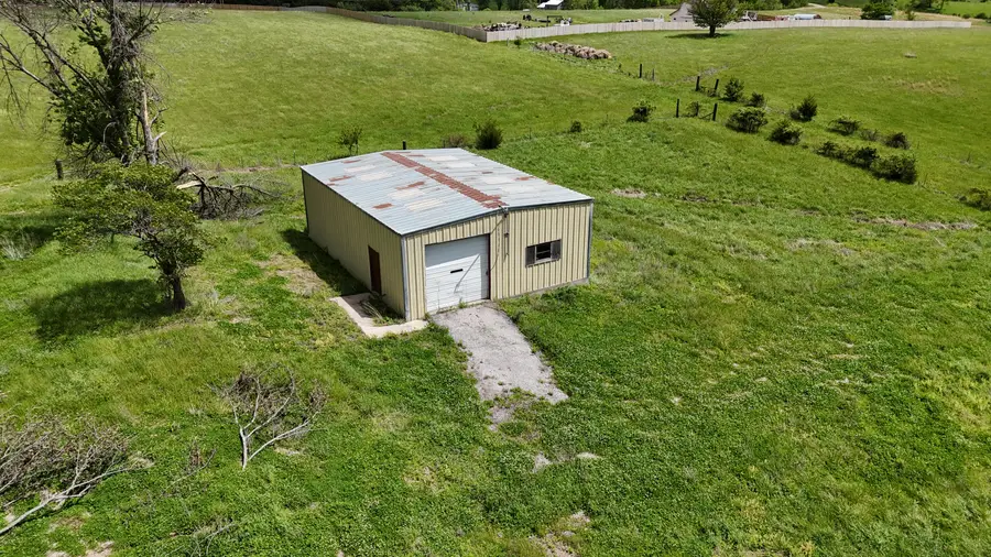 2862 County Road 2355, Moberly, MO 65270 - #2