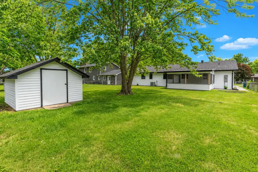757 Meadowbrook Circle, Moberly, MO 65270 - #2