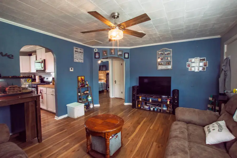 515 Garfield Ave., Moberly, MO 65270 - #3