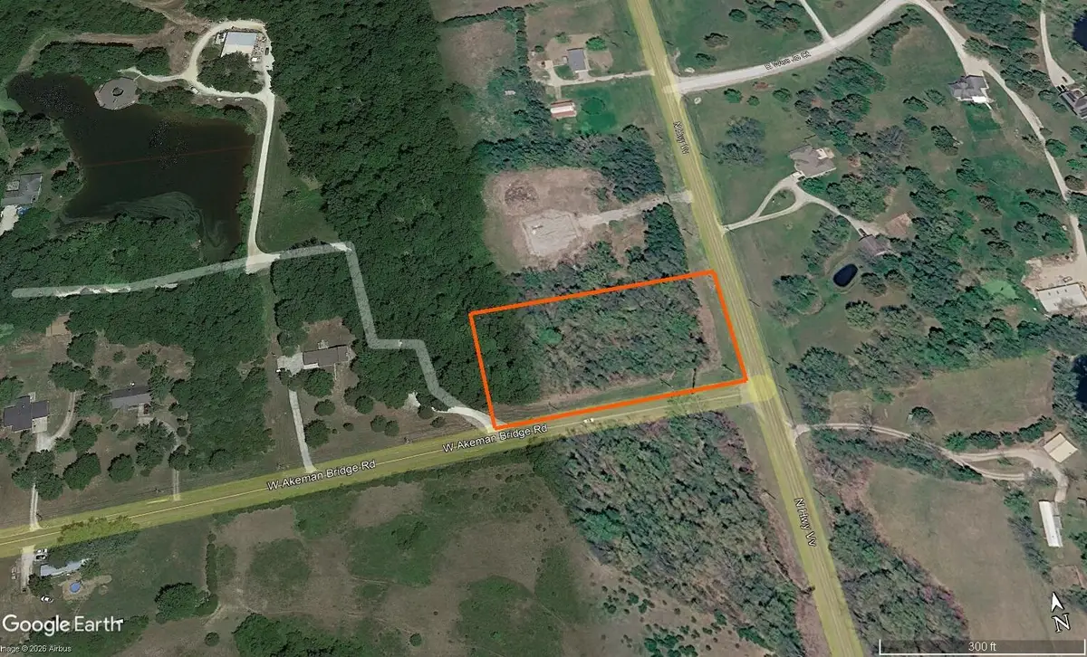 N Highway Vv, Columbia, MO 65202 - #1