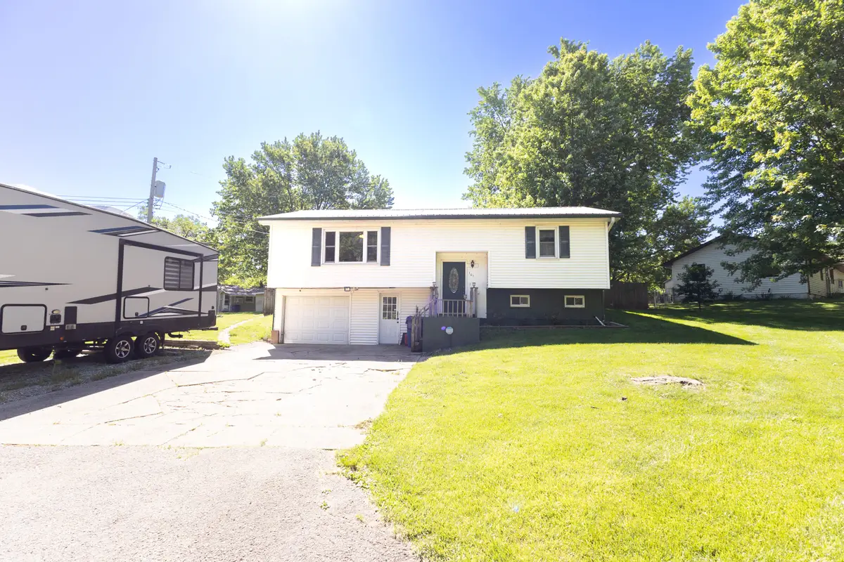 101 W Circle Dr., Brookfield, MO 64628 - #1