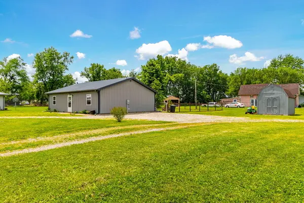 305 N Morris Ave., Clark, MO 65243