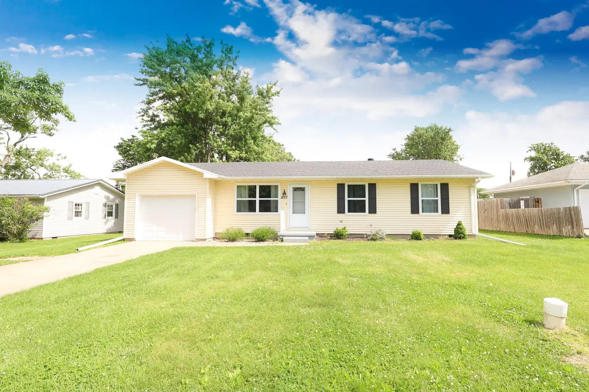 437 Tara Park, Moberly, MO 65270 - #1