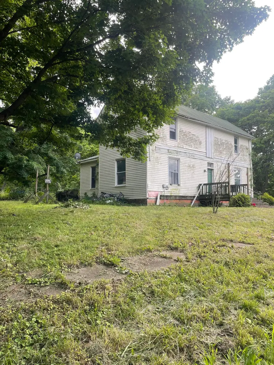 203 Snoddy St., Armstrong, MO 65230 - #2