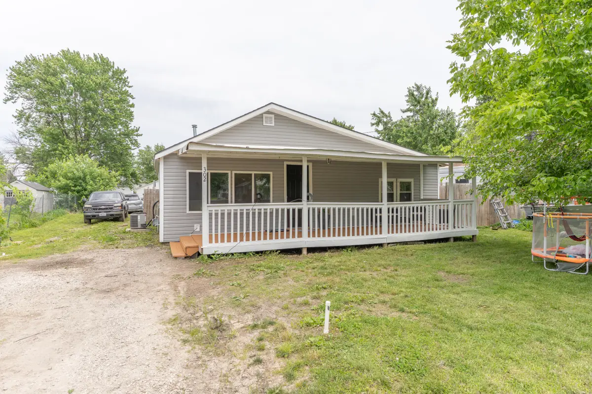302 3rd St., Moberly, MO 65270 - #1