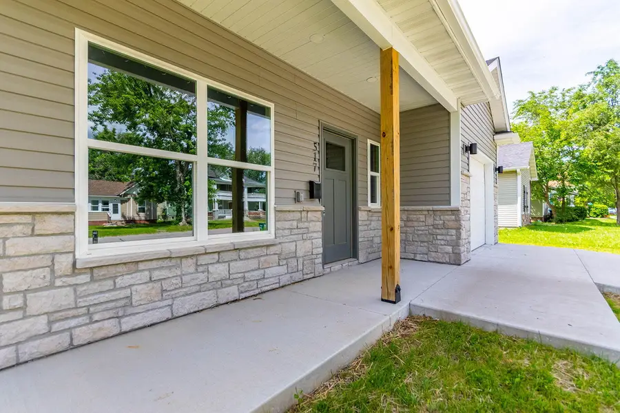 517 S Clark St., Moberly, MO 65270 - #3