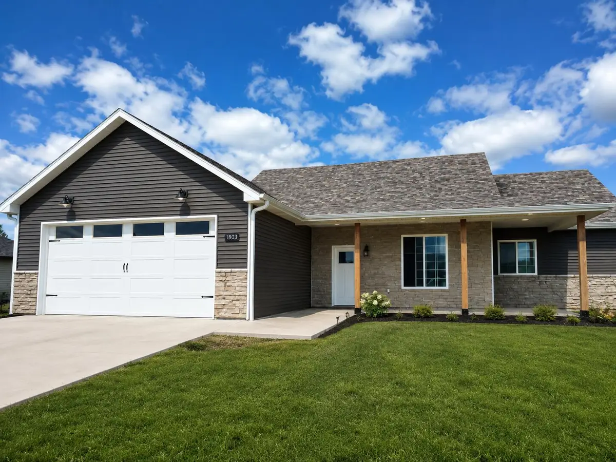 1803 Savannah, Mexico, MO 65265 - #1