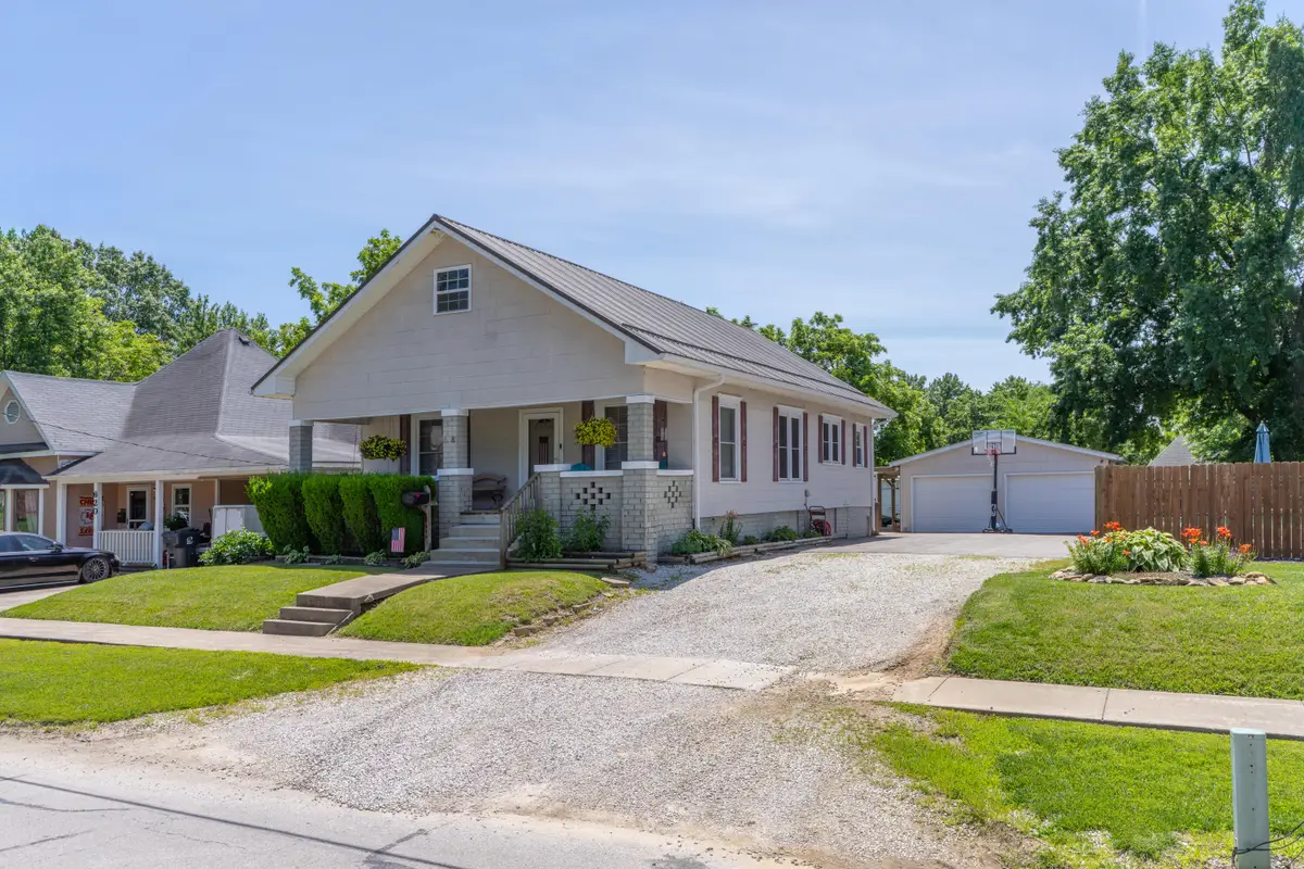 618 Taylor St., Moberly, MO 65270 - #1
