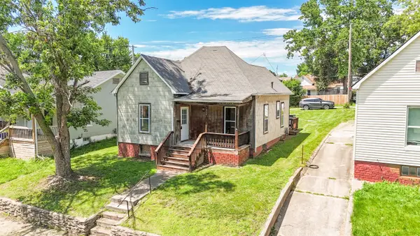 1055 Bond St., Moberly, MO 65270