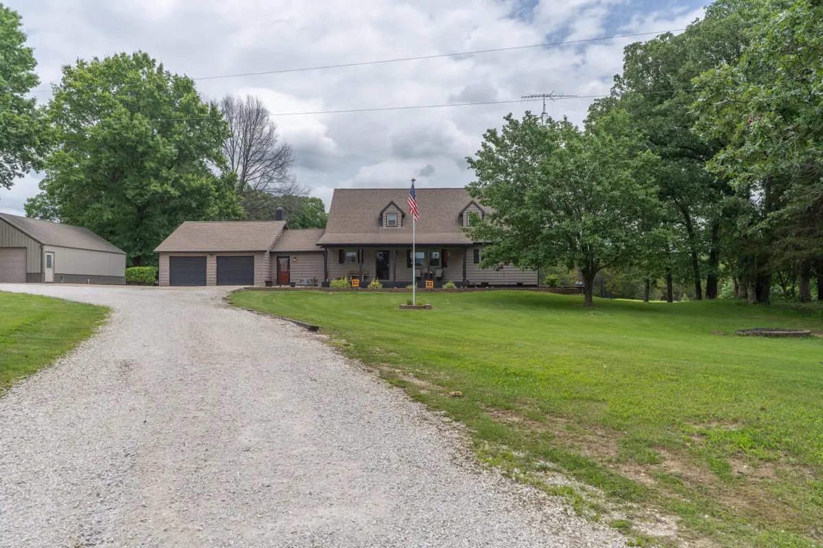 1537 County Road 2375, Moberly, MO 65270 - #1