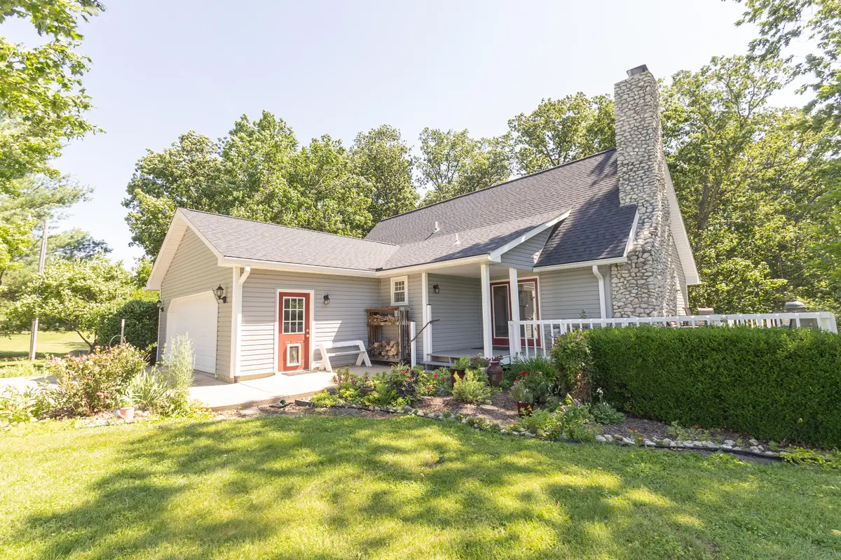 2656 County Road 2950, Clark, MO 65243 - #1