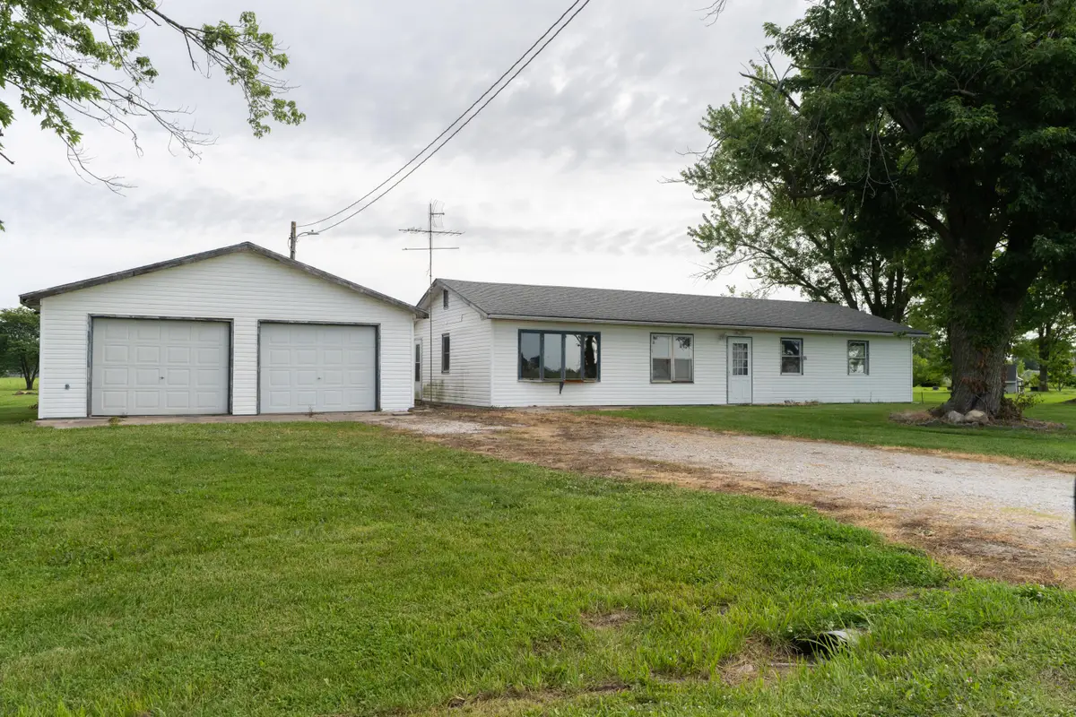 1586 County Road 1390, Cairo, MO 65239 - #1
